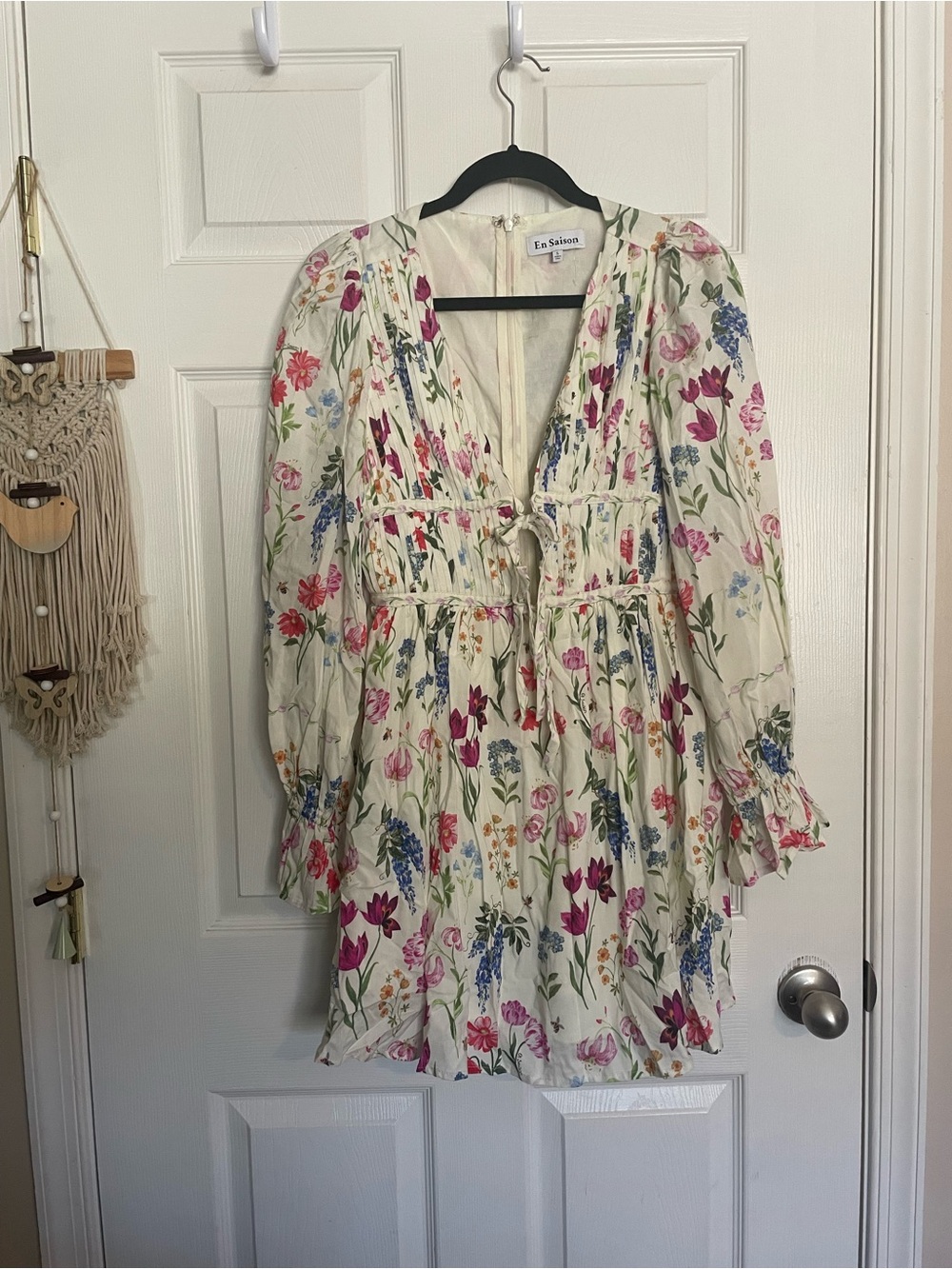 NWOT En Saison Womens Size Small Floral Print Tie Front Long Sleeve Minidress
